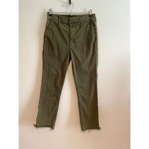 MOTHER The Shaker Crop Step Fray in Olive Size 26